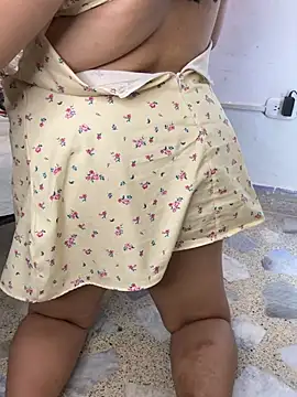 _Bella_7 live