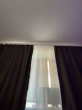 AnnLaisy live