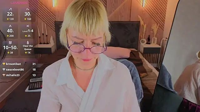 Ann_Annise live