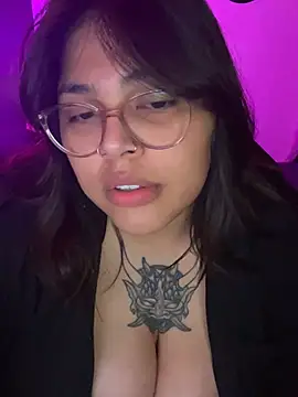 miacanela_xo live