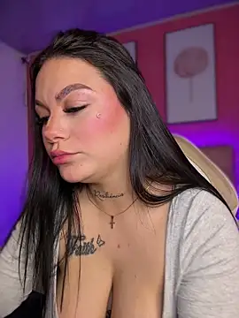 Megaan__More live