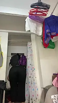 Chloee_Peach live