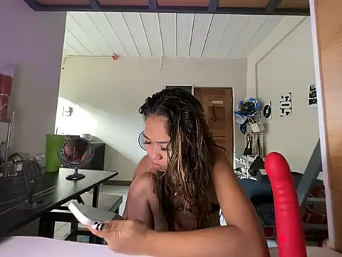 PinayLina18 live