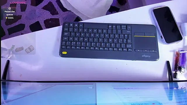TifanyWhite_ live