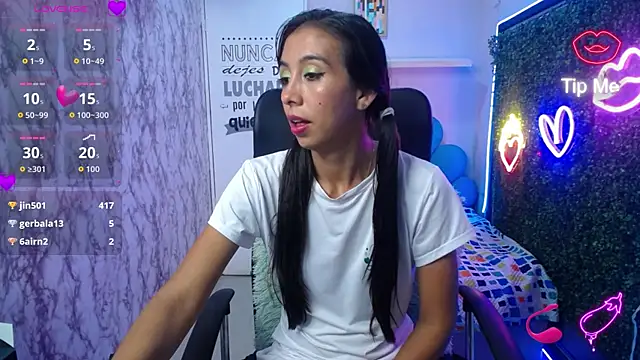 sandra_petite19 live