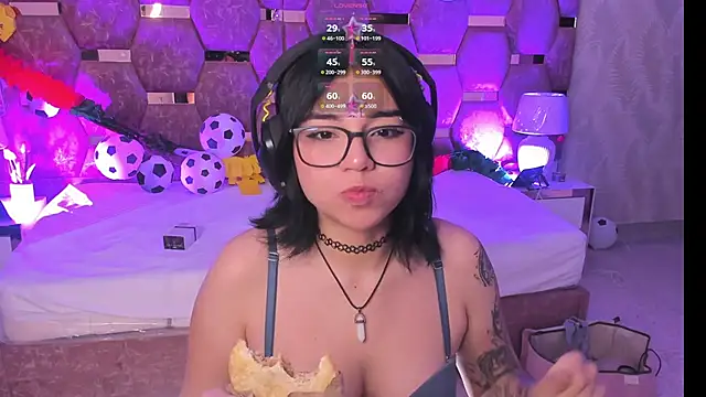 AriAddams live