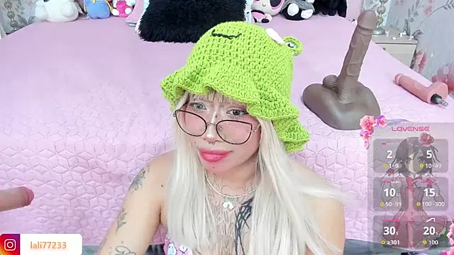 SafiroAgataaa live