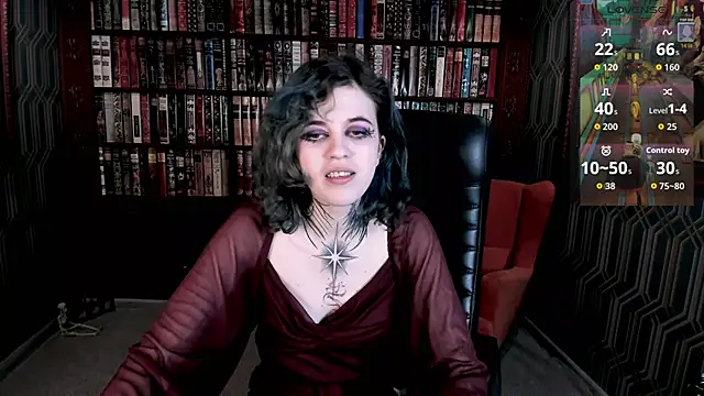 NoelleGothicShadow live