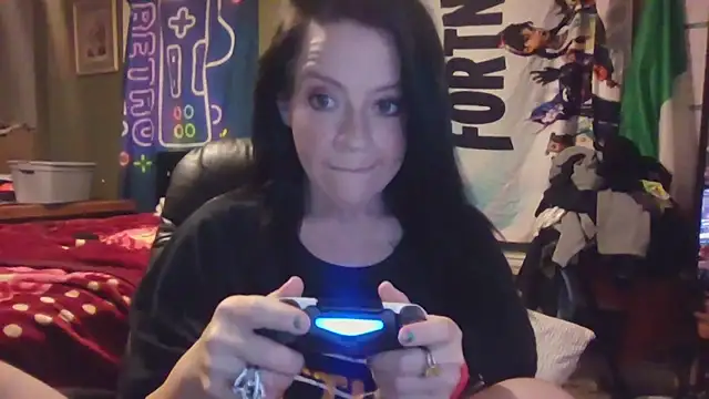 Love_Ashlii live