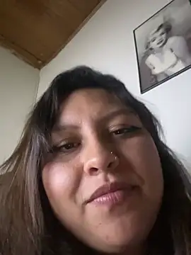 Larissa_Antonella live