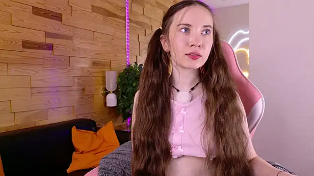 LilaMccoy live