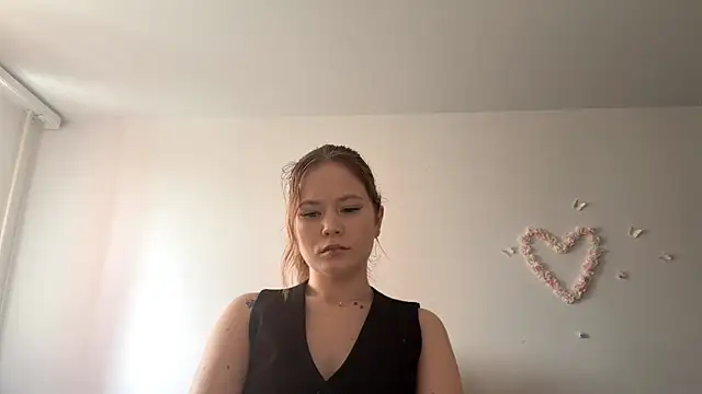 LauranAngelbeck live