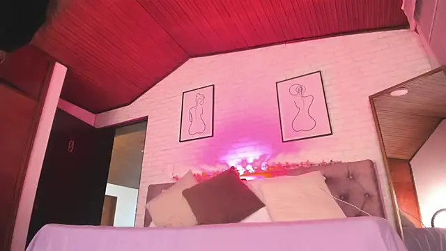 Kitty_Pam live