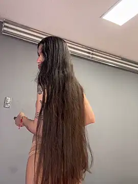 Thiara_gh live