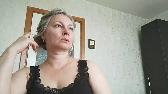 EdithManning profile