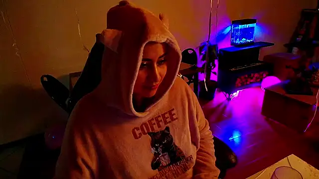 cherryy_bombshelll live