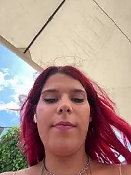 RiriRoseey live