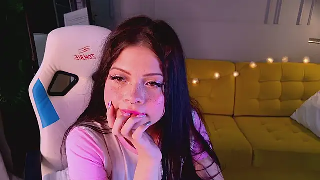 StormiSky live