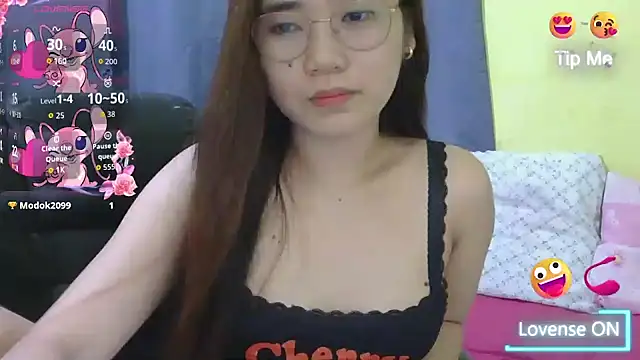 HornyAsian4uxx live