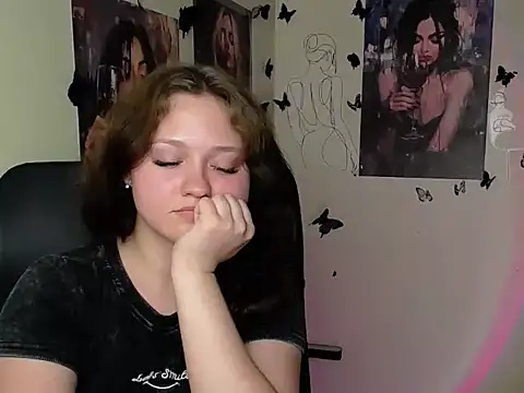 LadyAlice_ live