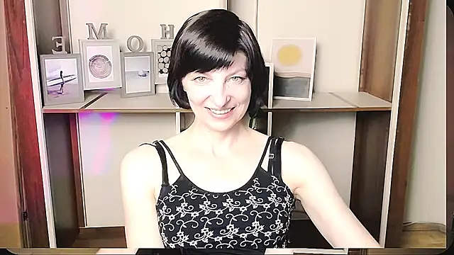 _AngeliaFlow_ live