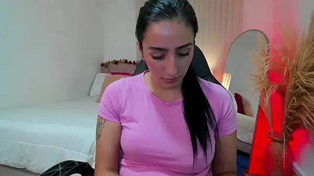 Charlotte_pleasure live
