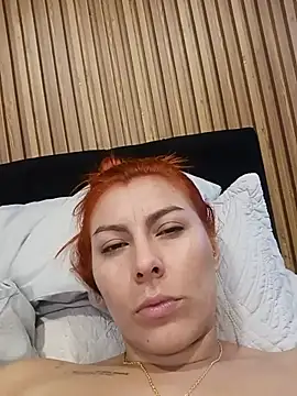 AnnyaEvans live