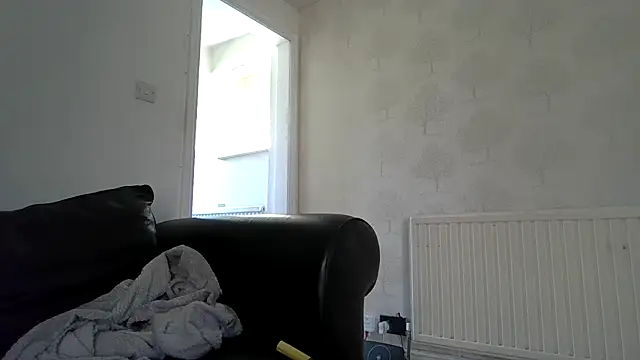 FrankyEssex live