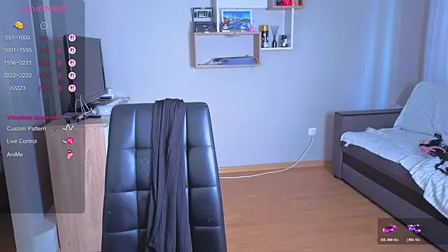 Emmi_crystal live
