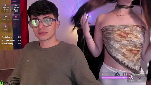 Mikeyvioleta_ live