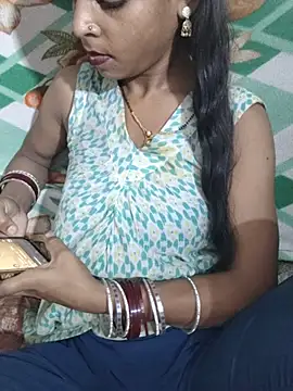 Itz_Aisha__ live