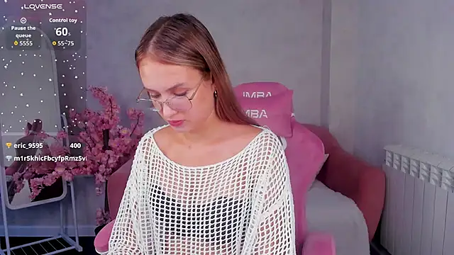 Miaa_Hill live