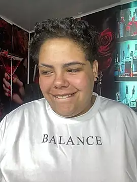 Hailey_Curvy live