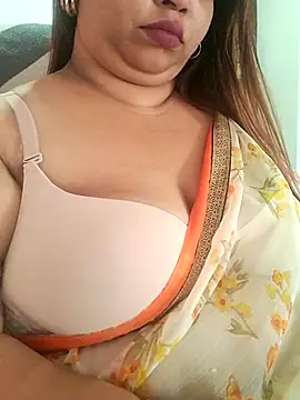 Ravina_patil1 live
