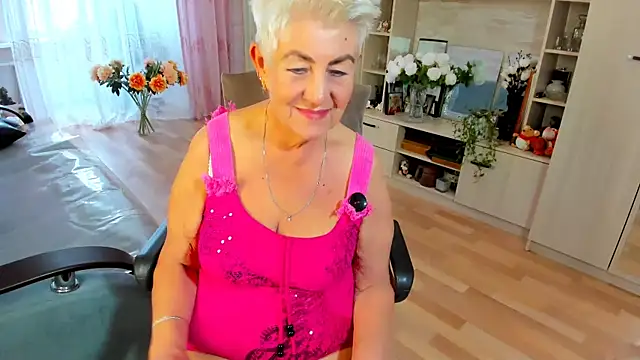 HotandMature live