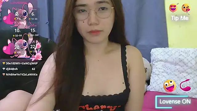 HornyAsian4uxx live