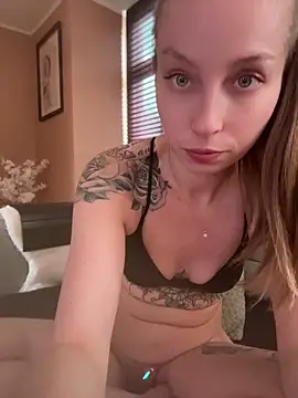 Mrs_Mr_007 live