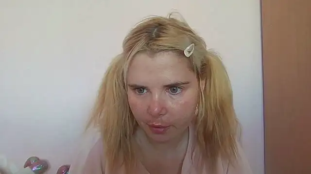 HornyElena live