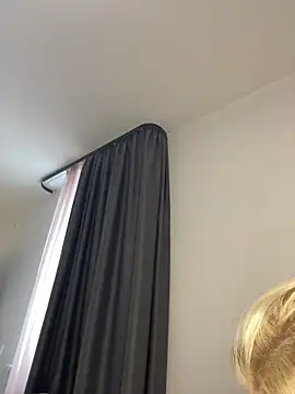 April_Purr live
