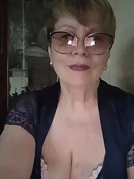 SophieBurns live
