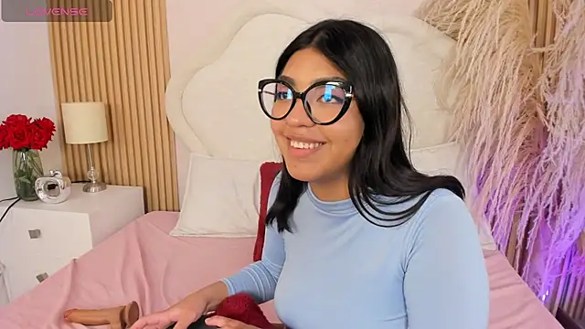 rebeca_taylor live