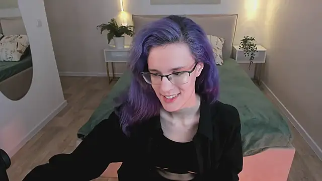 AuraLaunni profile