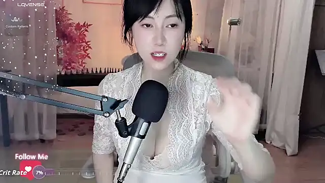 noomi-1111 live