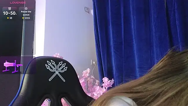 AdelineRiley live