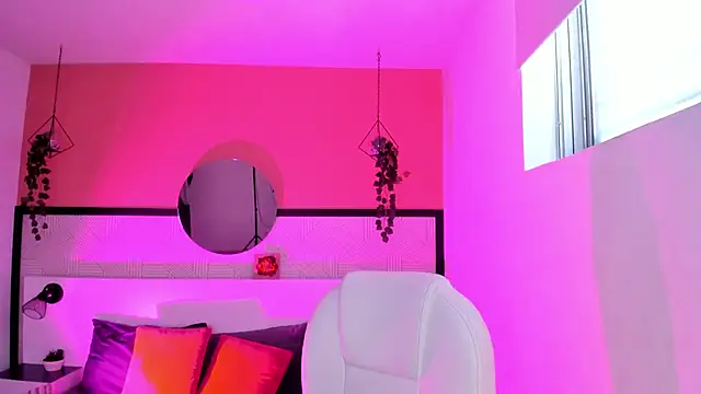 Britney_Collins_ live