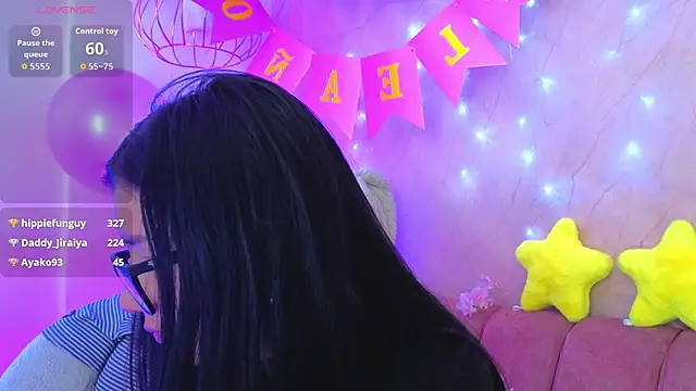 april_bennett live