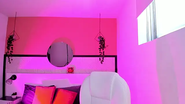 Britney_Collins_ live