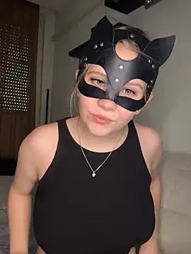 Mia_harmati profile
