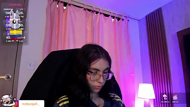 Molly_A live