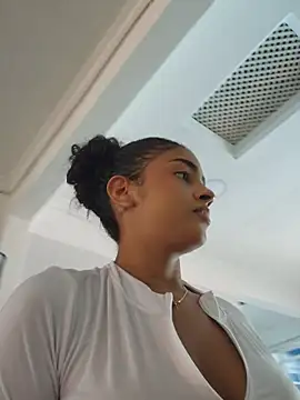 Milu_Luthor live